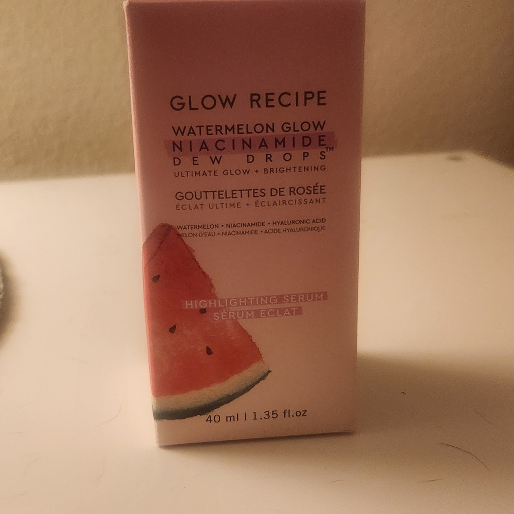 Glow Recipe Watermelon Glow Serum in Pink
